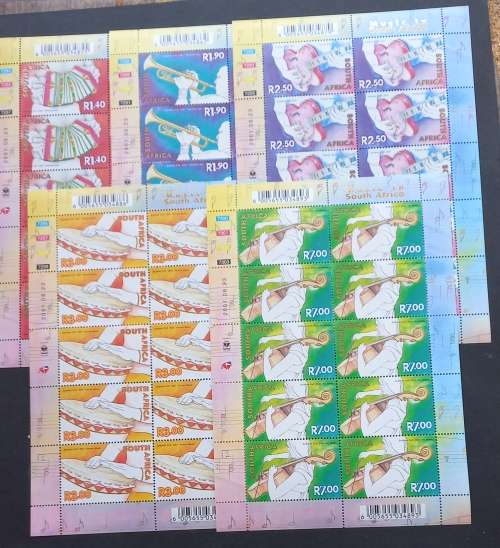RSA - 2001 CELEBRATION OF MUSIC IN SOUTH AFRICA - FULL SET IN SHEETLETS OF 10 - MNH