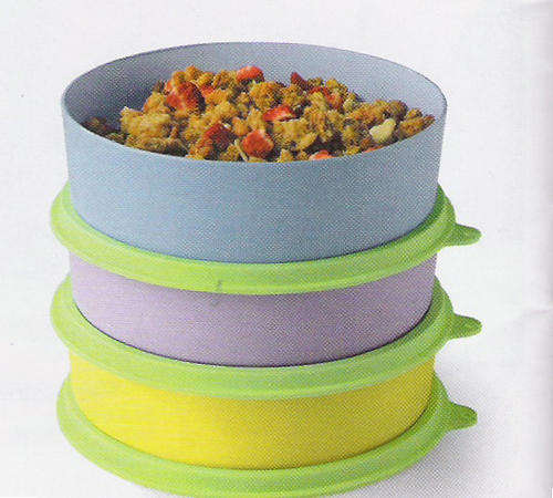 TUPPERWARE- LITTLE WONDERS. you wont find these from tupperware anymore
