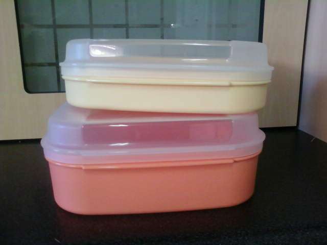 TUPPERWARE- HANDY STOR & SLIM STORE you wont find this from tupperware anymore
