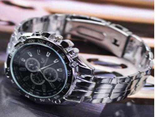 HIGH VALUE MENS QUARTS WATCH,STAINLESS STEEL STRAP WITH LOTS OF EXTRAS HIGH VALUE