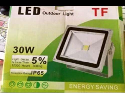 30 WATTS LED ENERGY SAVING FLOODLIGHTS WITH 2400Lm