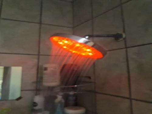 8' SHOWER TEMPERATURE SENSITIVE BATHROOM SHOWER HEAD WITH COLOR FUTURES (RGB)