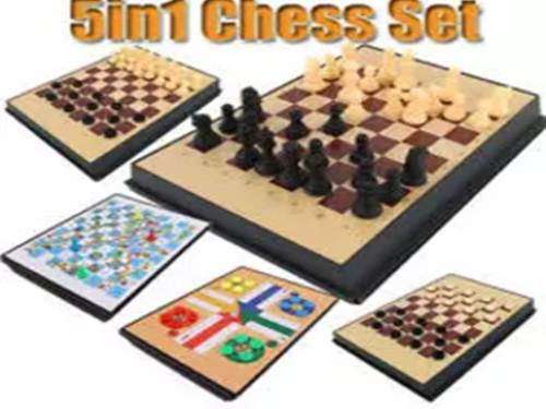 5 in 1 Games) magnetic chess set