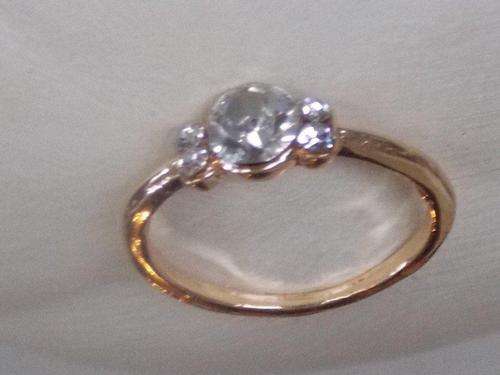 INTERNATIONAL IMPORT GOLD ELECTROPLATED RING SIZE 7(special shipping)