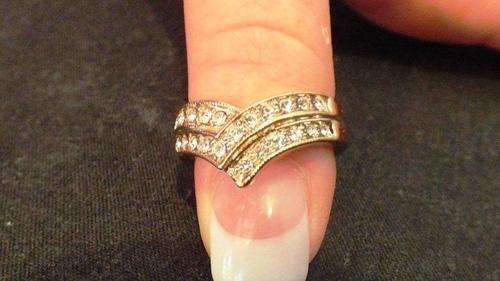 STUNNING ITALIAN DESIGNER GOLD FILLED RING WITH CZ DIAMOND SIZE 6(1 ONLY)