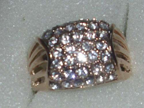 LAST ONE IN STOCK!!1 PIECE LOOKS LIKE 5 PIECE INPORTED GOLD FUSION RING SIZE19