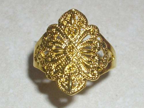 50% OFF ON INTERNATIONAL IMPORT SHIPPING !!! GOLD PLATED RING SIZE 9