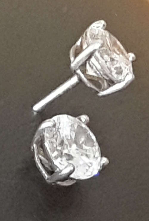 SOLID 925 Sterling Silver Stud Earrings with AAA 6MM White CZ Stone .84 CT/STONE