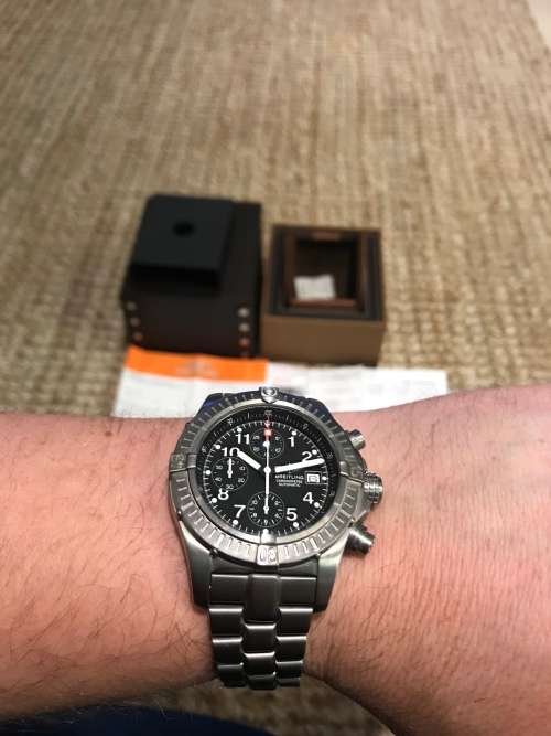 ***NO RESERVE*** BREITLING Chrono Avenger E13360 Titanium 44mm