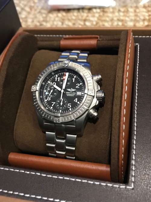 ***NO RESERVE*** BREITLING Chrono Avenger E13360 Titanium 44mm
