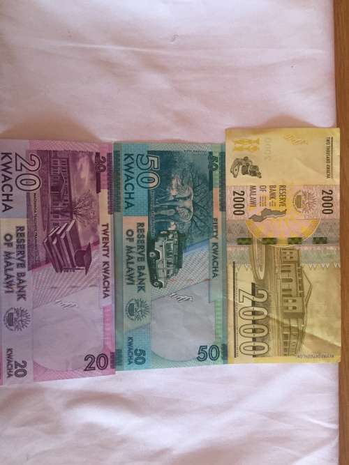 Clean world bank notes lot