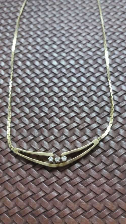 GORGEOUS ESTATE 9CT GOLD CHAIN WITH 3 BIG NATURAL DIAMONDS 5,2 GRAM