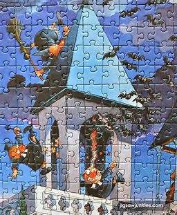 Heye `Castle of Horror` 2 000 piece puzzle by Loup