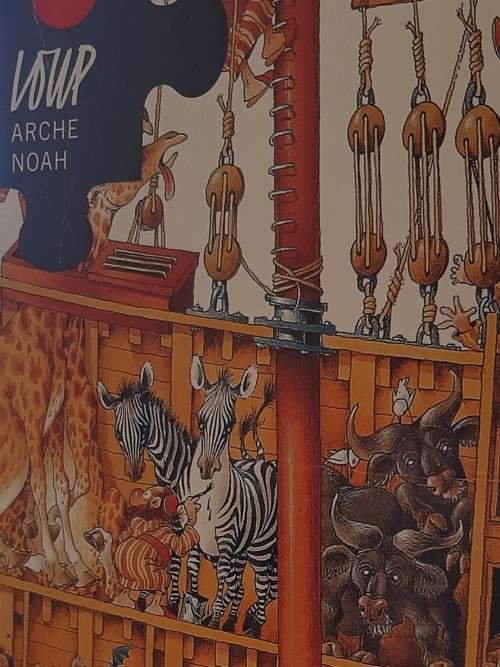 Heye `Noah`s Ark` 2 000 piece puzzle by Artist Loup