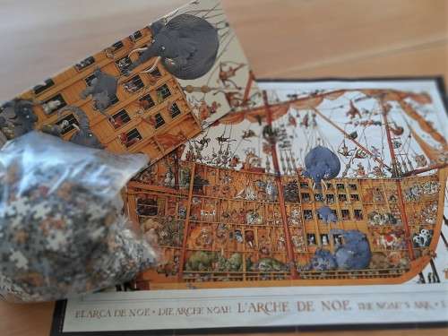 Heye `Noah`s Ark` 2 000 piece puzzle by Artist Loup