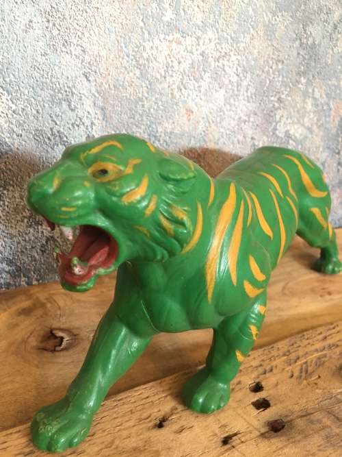 Cringer without battle armor Masters Of The Universe Motu