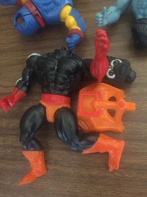 Masters Of The Universe Broken figurines lot