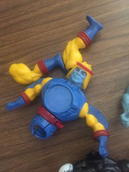 Masters Of The Universe Broken figurines lot