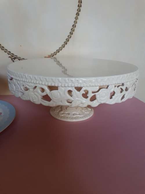 2x Cake stands