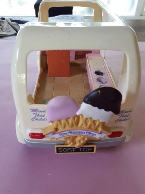 Sylvanian family Ice cream van