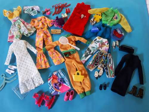 Barbie doll clothes lot 2