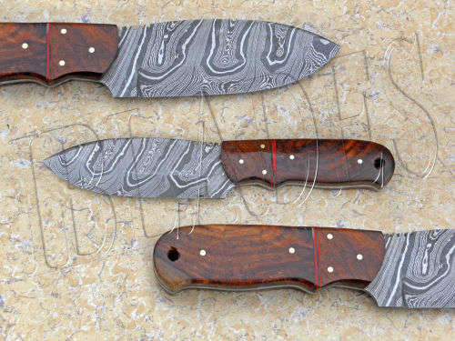 HANDMADE DAMASCUS STEEL HUNTING KNIFE--FULL TANG