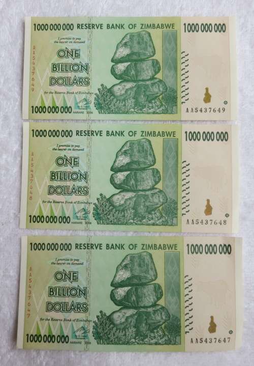 ZIMBABWE ONE BILLION DOLLARS -3 NOTES -AA PREFIX WITH SERIAL NO SEQUENCE- UNC
