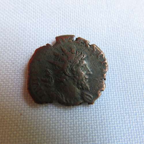 BRONZE ROMAN COIN TETRICUS 270-273 AD-DIAMETER 18MM