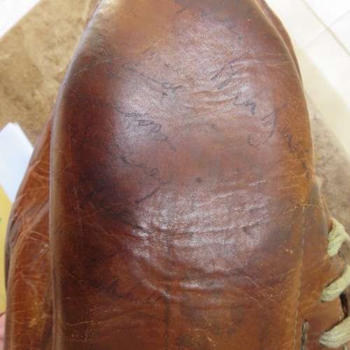 BRITISH ISLES VERSUS SOUTH AFRICA PLAYER SIGNED RUGBY BALL WITH 26 ORIGINAL SIGNATURES-WITH THIS BR