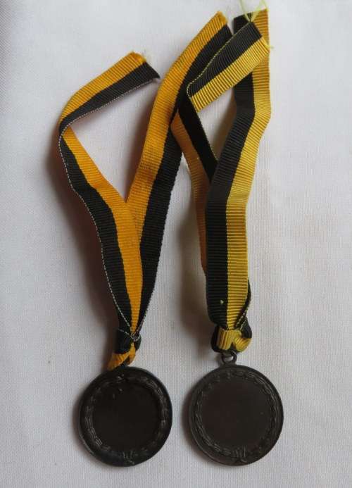 2X BRONZE COMRADES MARATHON MEDALS