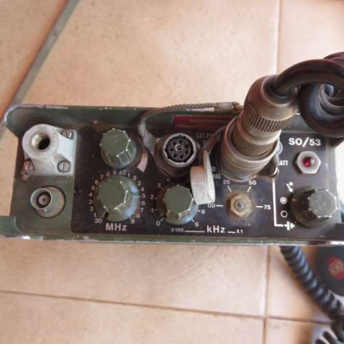RHODESIAN USED (GREEN HANDSET)S0/53 PORTABLE RADIO,USED FOR SHORT RANGE TACTICAL COMMUNICATIONS-WOR