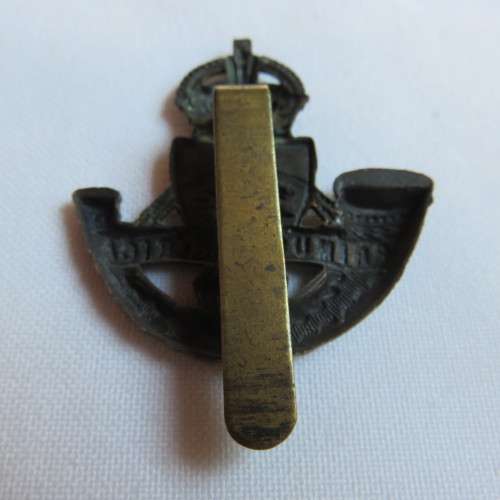 ROYAL DURBAN LIGHT INFANTRY CAP BADGE-WORN 1919-1964-SLIDER INTACT