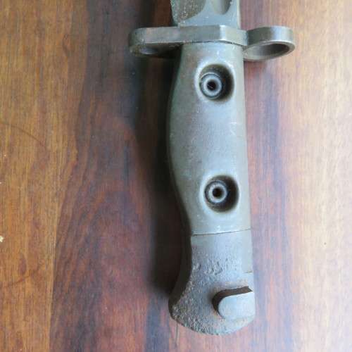 CANADIAN C1 BAYONET CANADIAN PRODUCTION VERSION OF THE BRITISH L1AZ-WAS USED ON C1,C1A1 & C2 RIFLES-