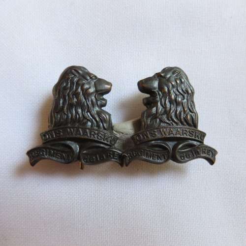 REGIMENT DE LA REY COLLAR BADGE PAIR-WORN 1939-45-LUGS INTACT