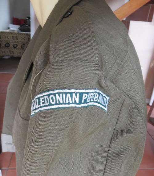 ORIGINAL MILITARY ISSUE BUNNY JACKET WITH MILITARY & PURE WOOL LABELS-SIZE  MEDIUM-DATED 1968-MEASUR