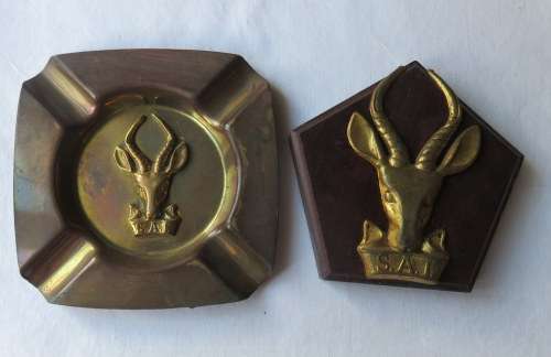 SA INFANTRY PLAQUE & ASHTRAY-SOLD TOGETHER