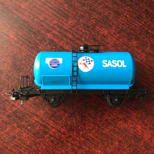 HO SCALE LIMA ITALY 302710 SASOL TANK WAGON -116MM