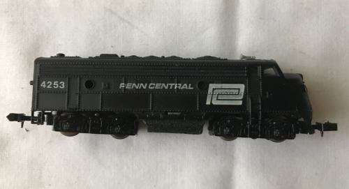 BACHMANN N SCALE LOCOMOTIVE 4615 EMD GP -40-DIESEL CP RAIL