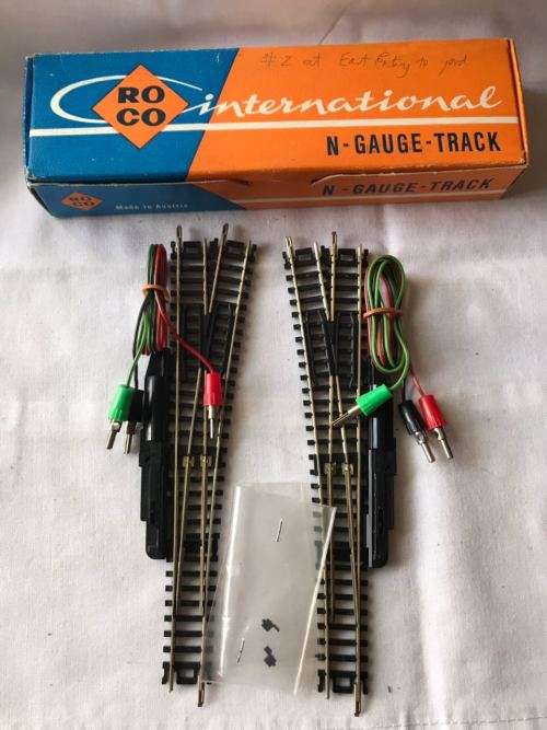 N-GUAGE TRACK REMOTE PAIR 2468L/2469R