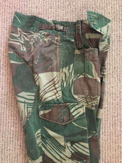 ORIGINAL RHODESIAN ARMY TROUSERS-SIZE 32 PIPE LENGTH 70CM-USED BUT VERY GOOD CONDITION WITHOUT ANY D