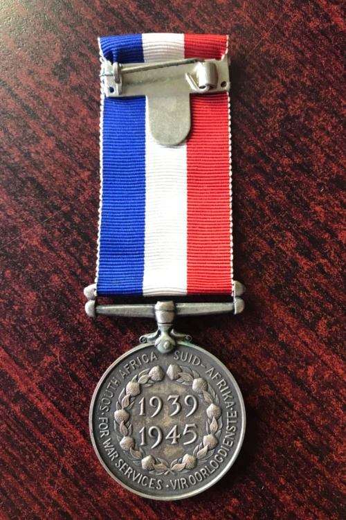 SA MEDAL FOR WAR SERVICE-SILVER-FULL SIZE-UNNAMED