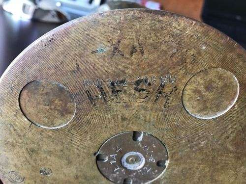 LARGE NAVAL 105MM SHELL-HEIGHT 62CM-DIAMETER AT THE BASE 14,5CM-DIAMETER AT THE TOP 114MM