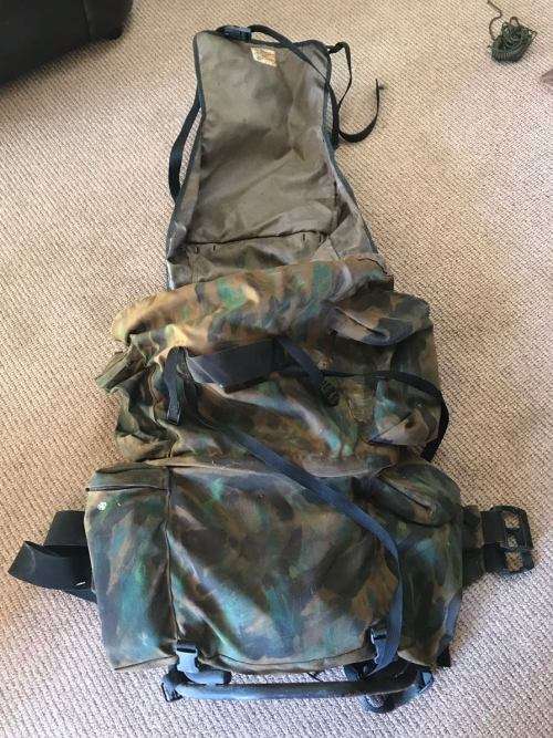 PATTERN 83 32 BATTALION  SUMMER PATTERN CAMO BACK PACK-COMPLETE CONDITION WITH FRAME