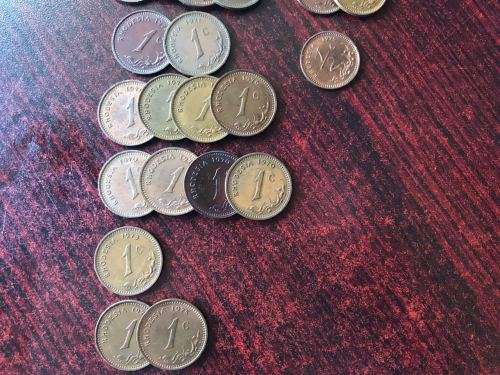 FOLLOWING RHODESIAN COINS-SOLD TOGETHER -27 IN TOTAL-1970 1C X 4/1971 X2/1972X4/1973 X1/1974X3/1975