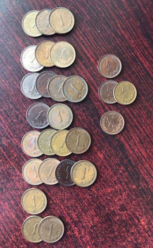 FOLLOWING RHODESIAN COINS-SOLD TOGETHER -27 IN TOTAL-1970 1C X 4/1971 X2/1972X4/1973 X1/1974X3/1975