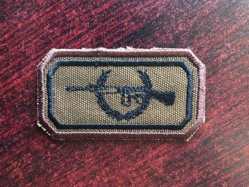 SA SNIPER QUALIFICATION BADGE-DOUBLE MERROW BORDER WITH ANGLED CORNERS-ORIGINAL