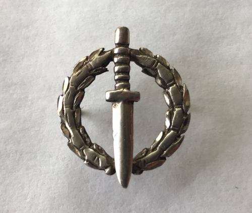 RECCE OPERATOR SILVER MESS DRESS QUALIFICATION BADGE-ORIGINAL- 2 PINS-SILVER