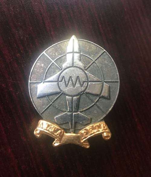 ANTI AIRCRAFT SCHOOL BI-METAL CAP BADGE-APPROVED IN 1986-2X SCREW LUGS