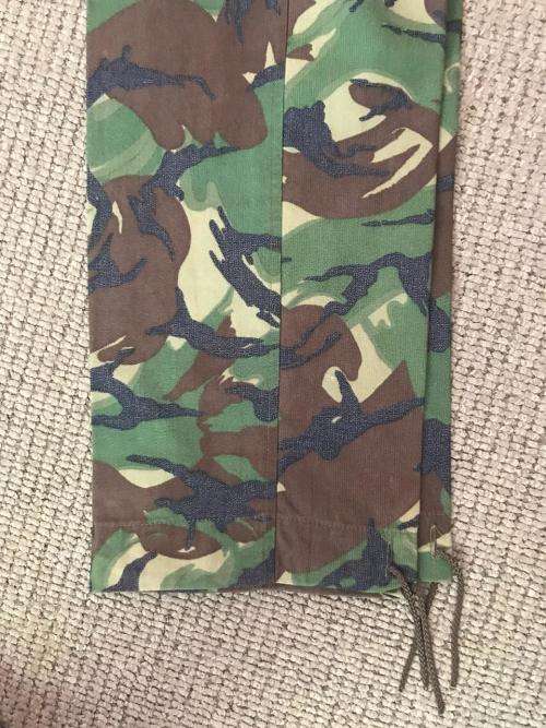 ORIGINAL RECCE CAMO TROUSERS-SIZE 32 PIPE LENGTH 77CM-VERY GOOD CONDITION