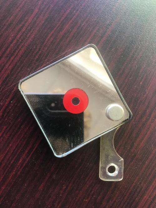 RECCE MIRRORS SOS TYPE 644-4X4 CM WITH AN ATTACHMENT THAT SWIVELS AT THE BACK